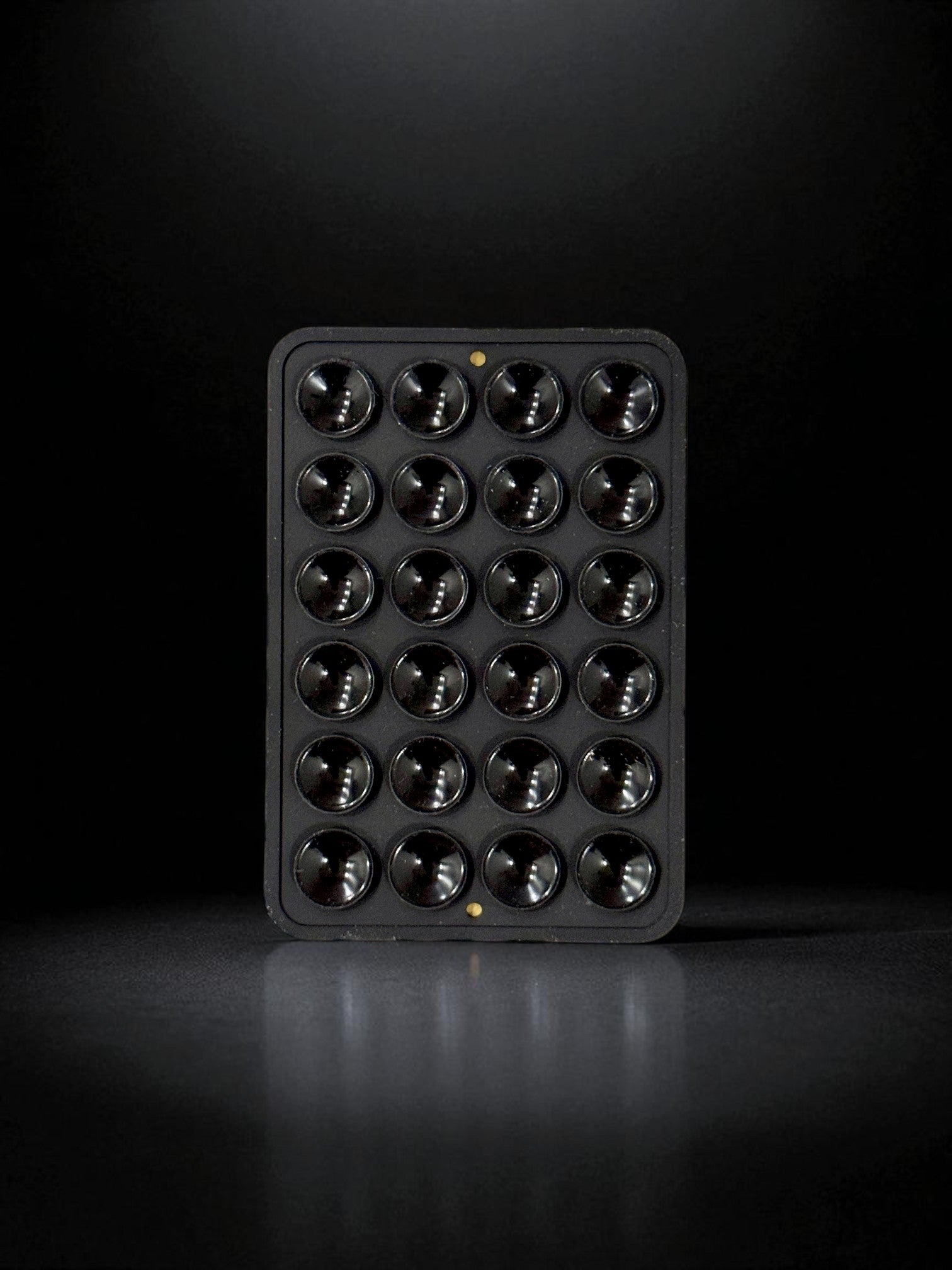 Stickit Black Adaptive Sticker
